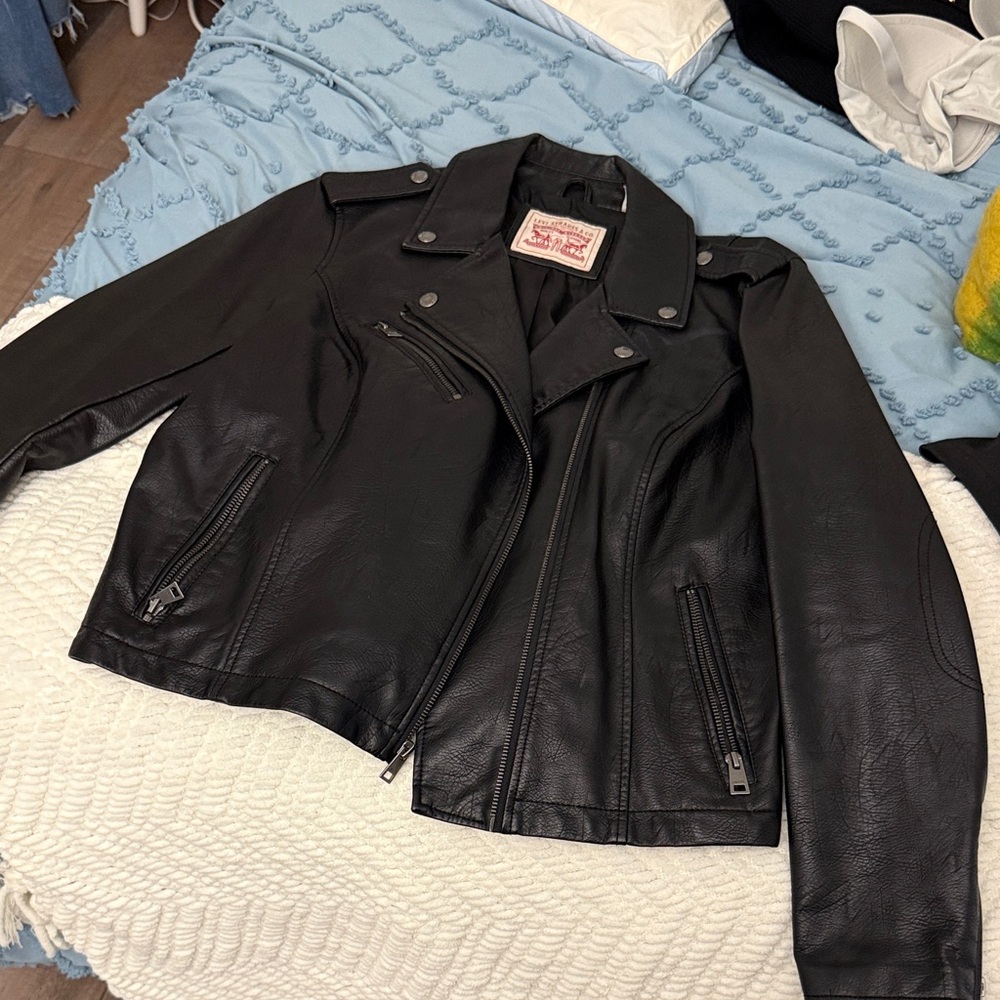 Stylish Black Leather Jacket for Women